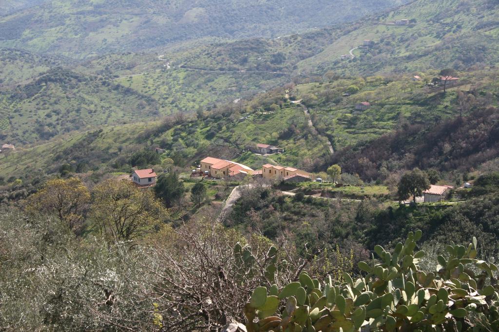 Villaggio Dei Balocchi Castelbuono (Sicily) Quarto foto